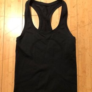 lululemon Swiftly Race Length Tank - Black